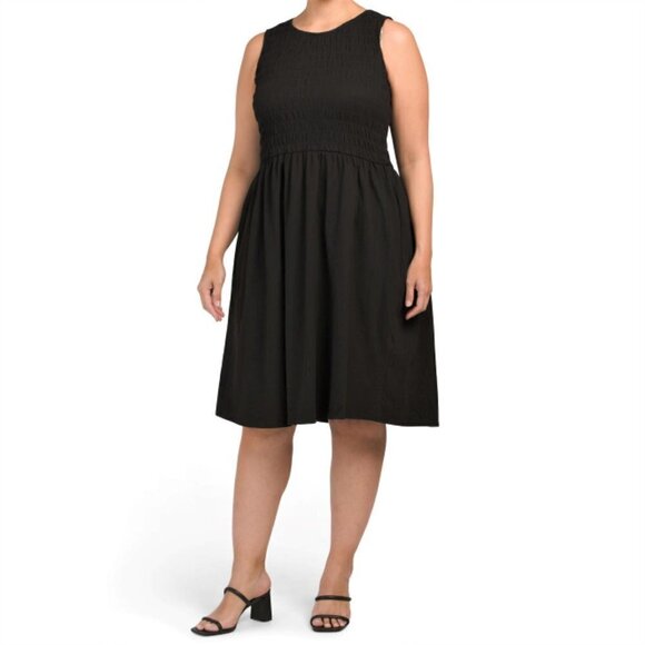 NWT T Tahari Women's Plus Sleeveless Smocked Cotton Midi Dress - Picture 1 of 6